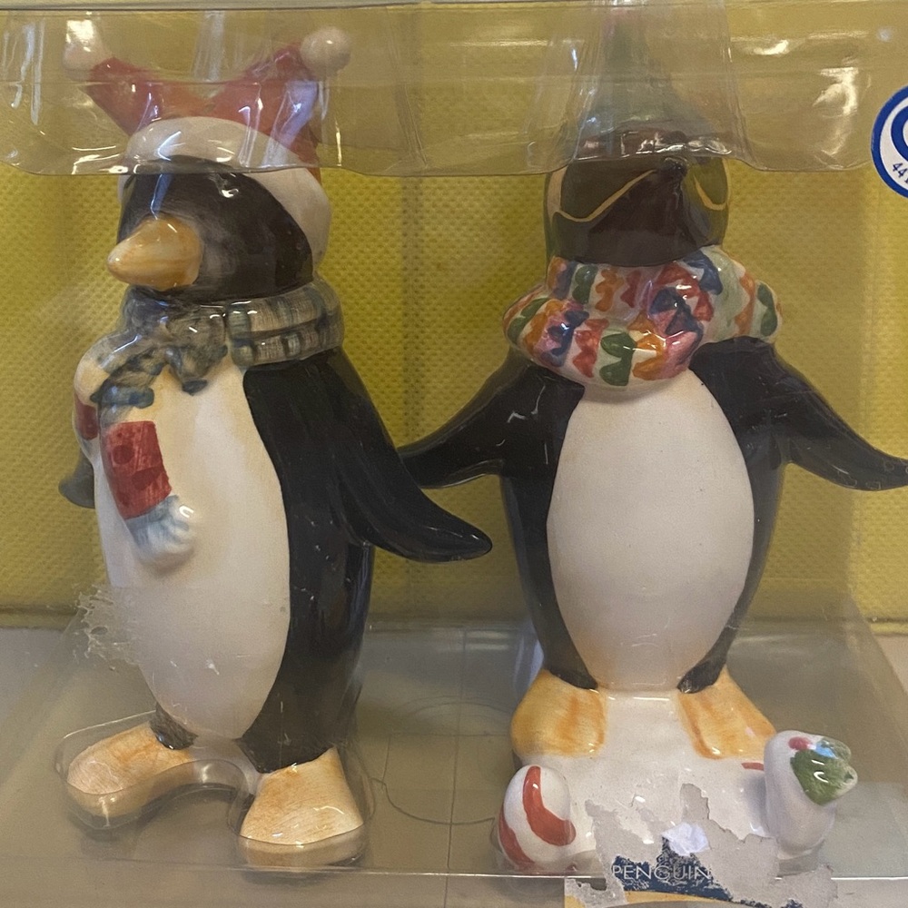 Festive Penguin Figurines with Scarves